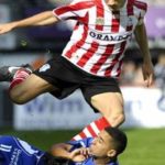 Σε συνθετικό τάπητα …
