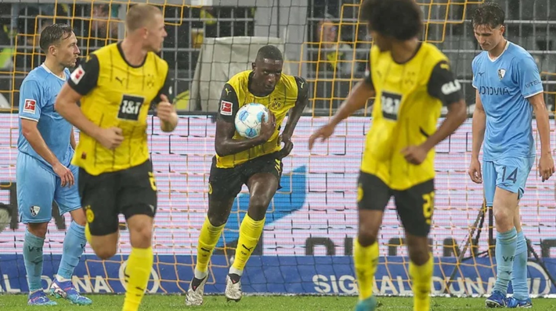hasil-borussia-dortmund-vs-vfl-bochum-di-bundesliga-2024-2025-sempat-tertinggal-dua-gol-die-borussen-menang-comeback-4-2-oiDimxFkpO