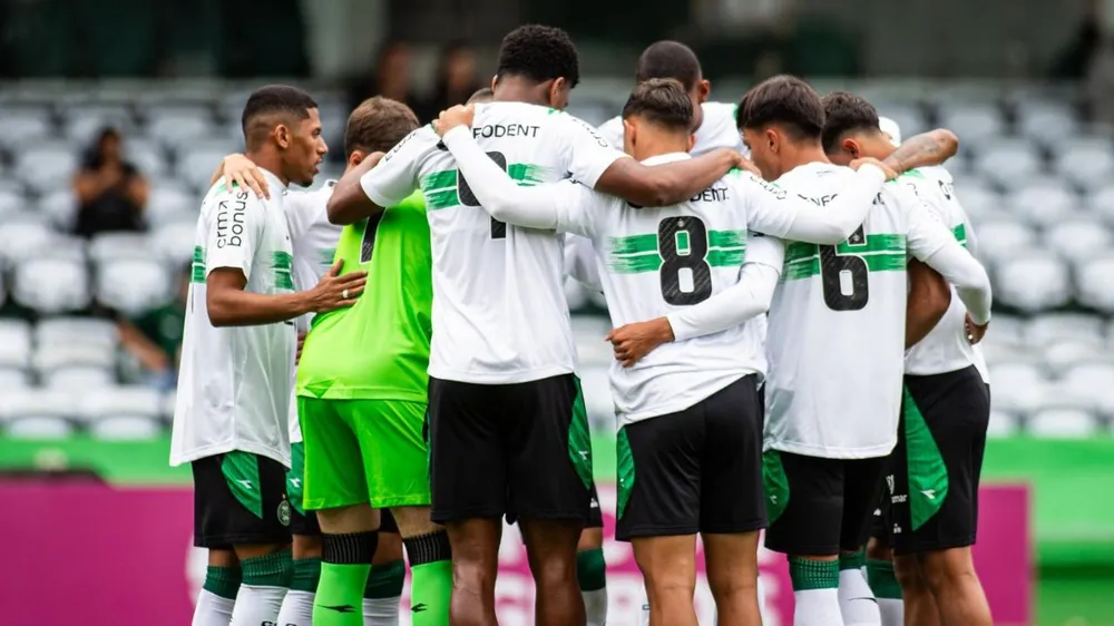 goleiro-promete-grande-ano-coritiba-o-que-atrapalhou