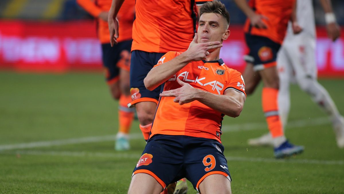 uid_76eed77d03ed498aa059bc1de2391847_width_1200_play_0_pos_0_gs_0_height_678_krzysztof-piatek-fot-getty