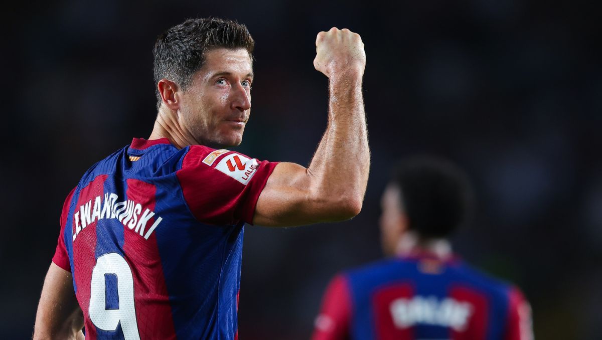 uid_33a87fb776d14c7ab239d9ac5b44e5be_width_1200_play_0_pos_0_gs_0_height_678_robert-lewandowski-fot-getty-images