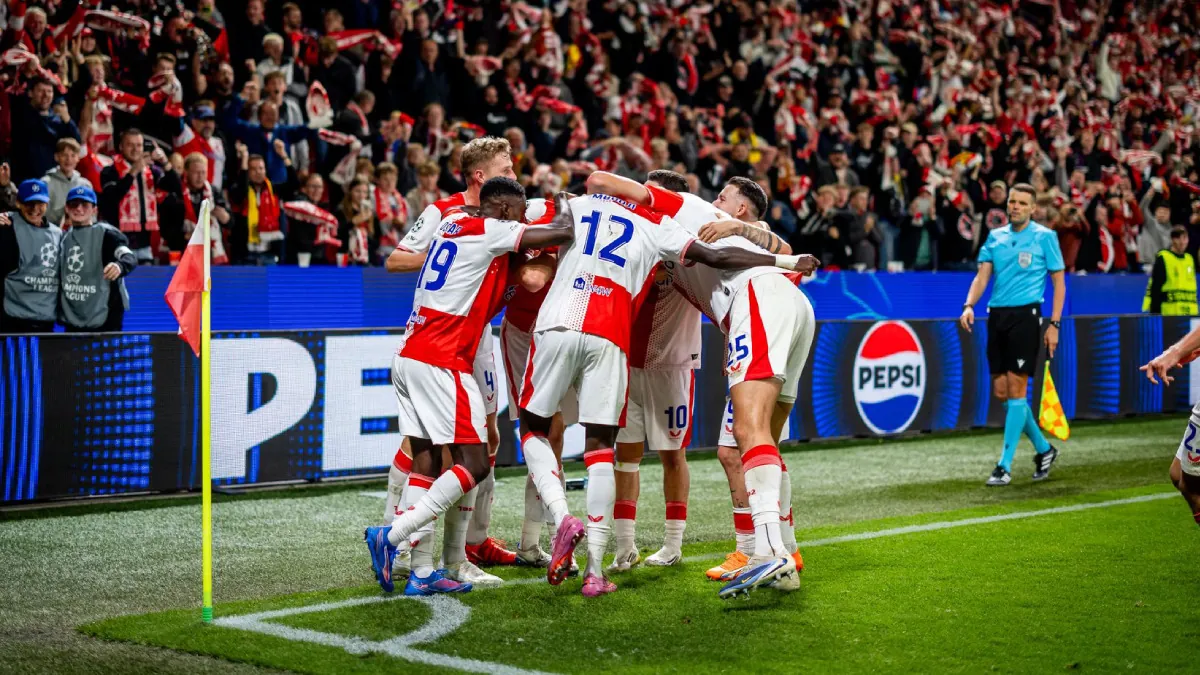 Slavia-Praha-1